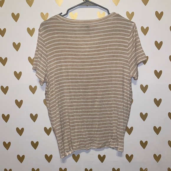 Alya twist front stripe tee - Picture 6 of 6